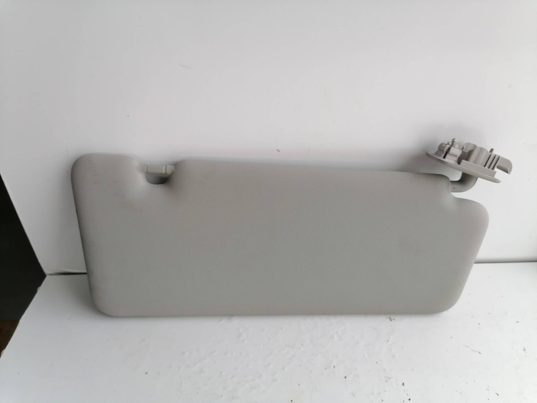 Aletta parasole parabrezza sx.